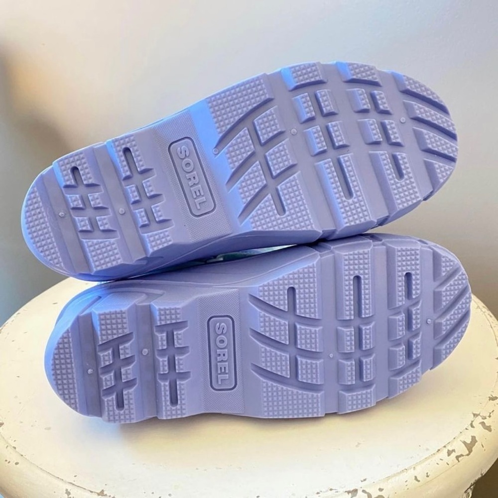 NEW - Sorel Disney Frozen Elsa Flurry Snow Boots Big Kids Size 5 (women’s sz 7) - Picture 5 of 9